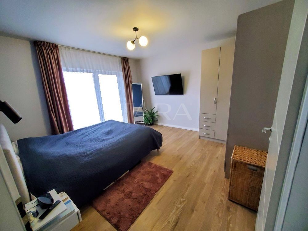 Vanzare casa individuala la cheie, la 10 minute de centrul orasului. - Poză 3