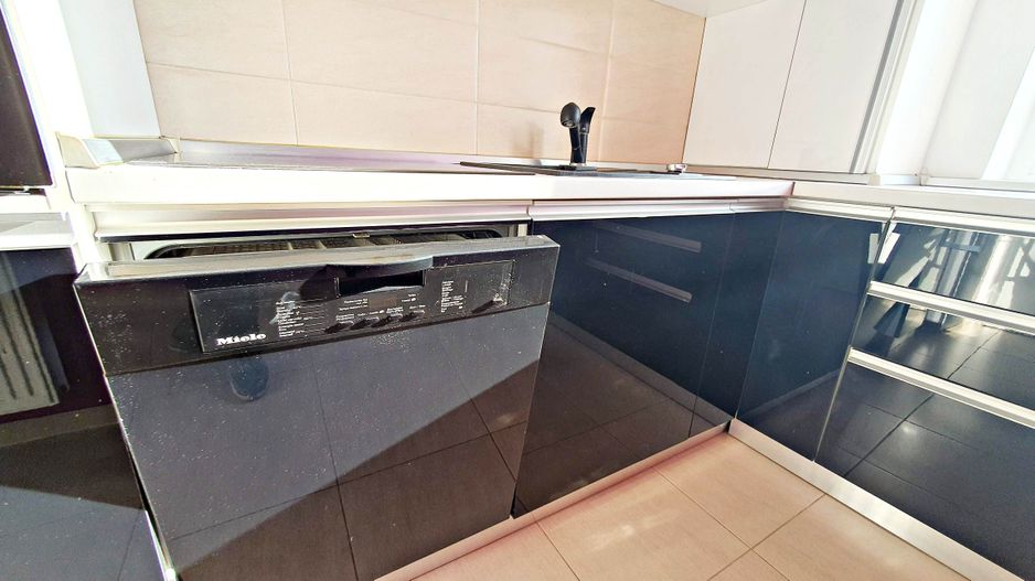 Avantgarden 2, apartament mobilat si utilat lux, cu doua locuri de parcare - Poză 19