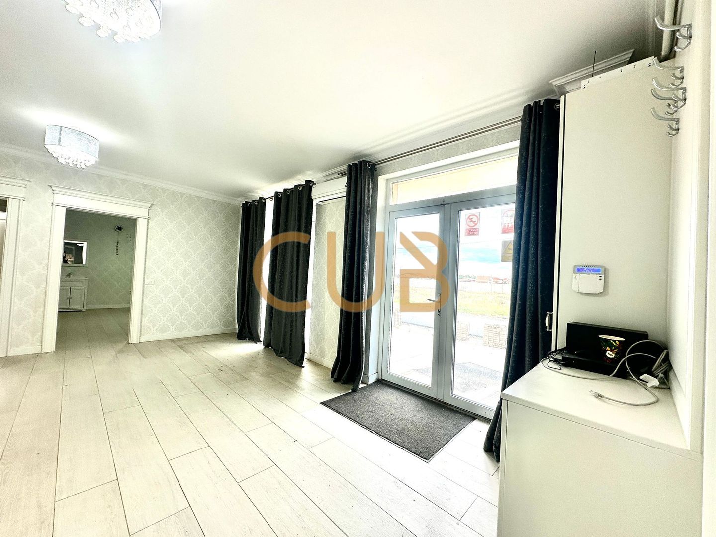 SPAȚIU COMERCIAL  – GIROC/CHIȘODA – 88 MP+TERASĂ+7 LOCURI PARCARE - Poză 2