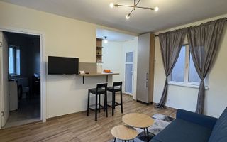 Casa finisata modern langa Platinia, 70mp, 200mp curte si parcare - Poză 2