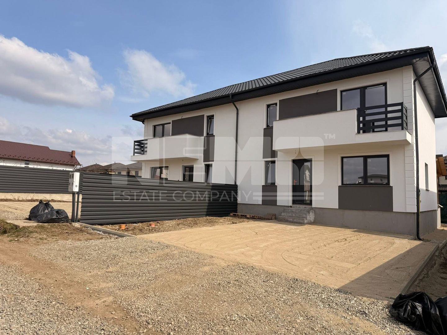 Duplex De Vanzare I Lisaura, Suceava I Pret: 128.900 Euro - Poză 19