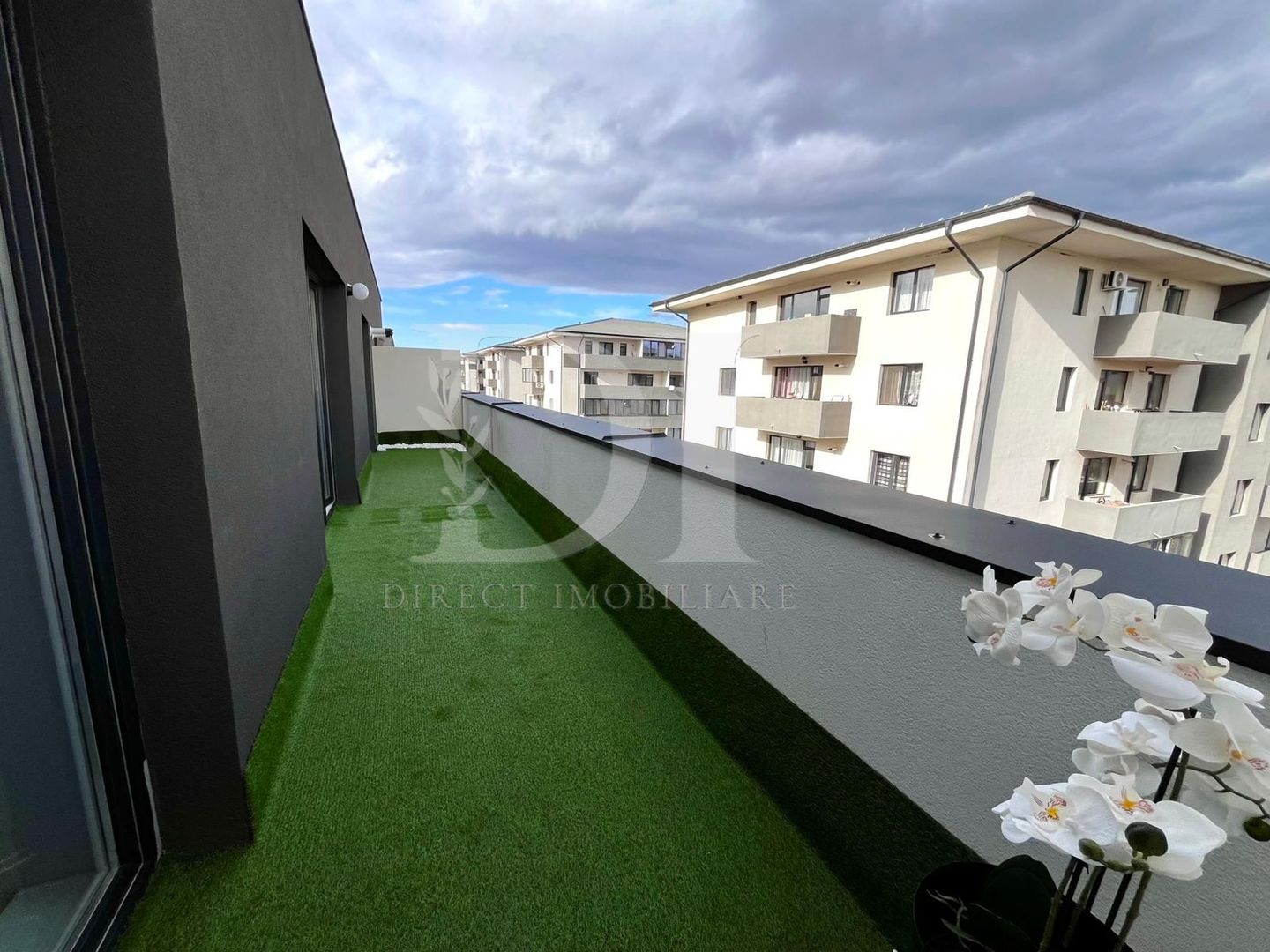 Apartament ultramodern  / Zona Terra - Poză 23