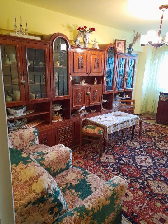 Apartament 4 camere, ultracentral, 90 mp utili, Campina, Prahova - Poză 16