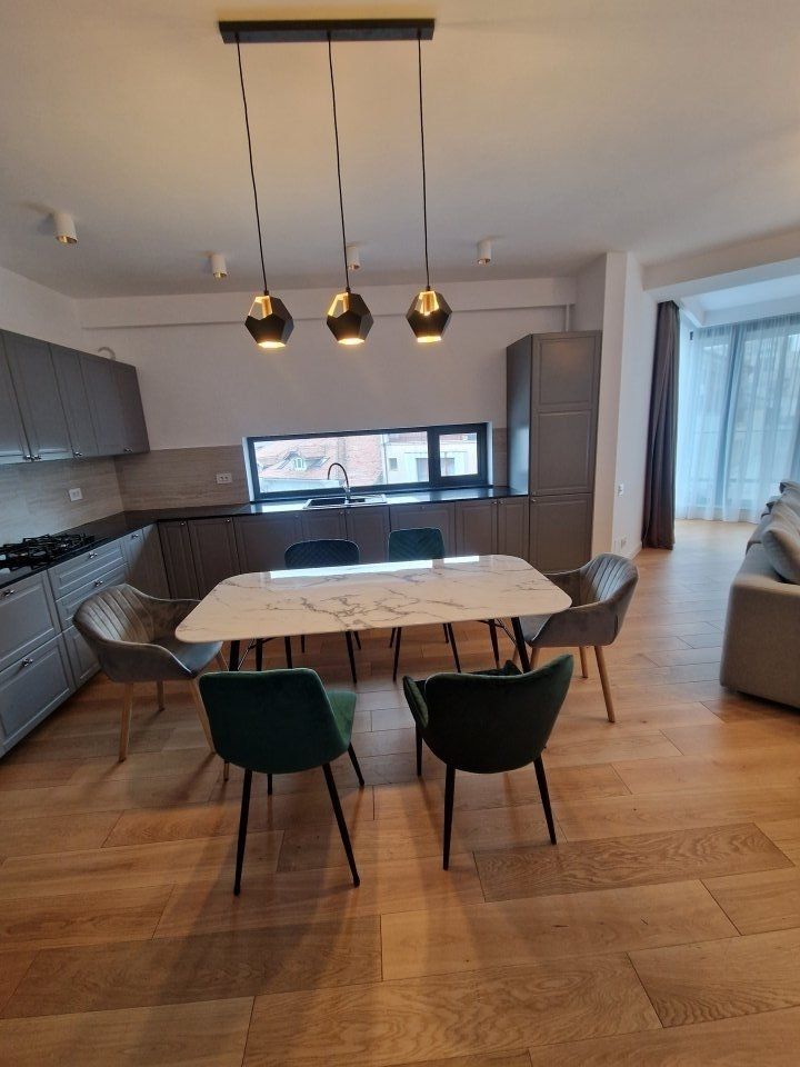Apartament zona ultracentrala LUX***** - Poză 5
