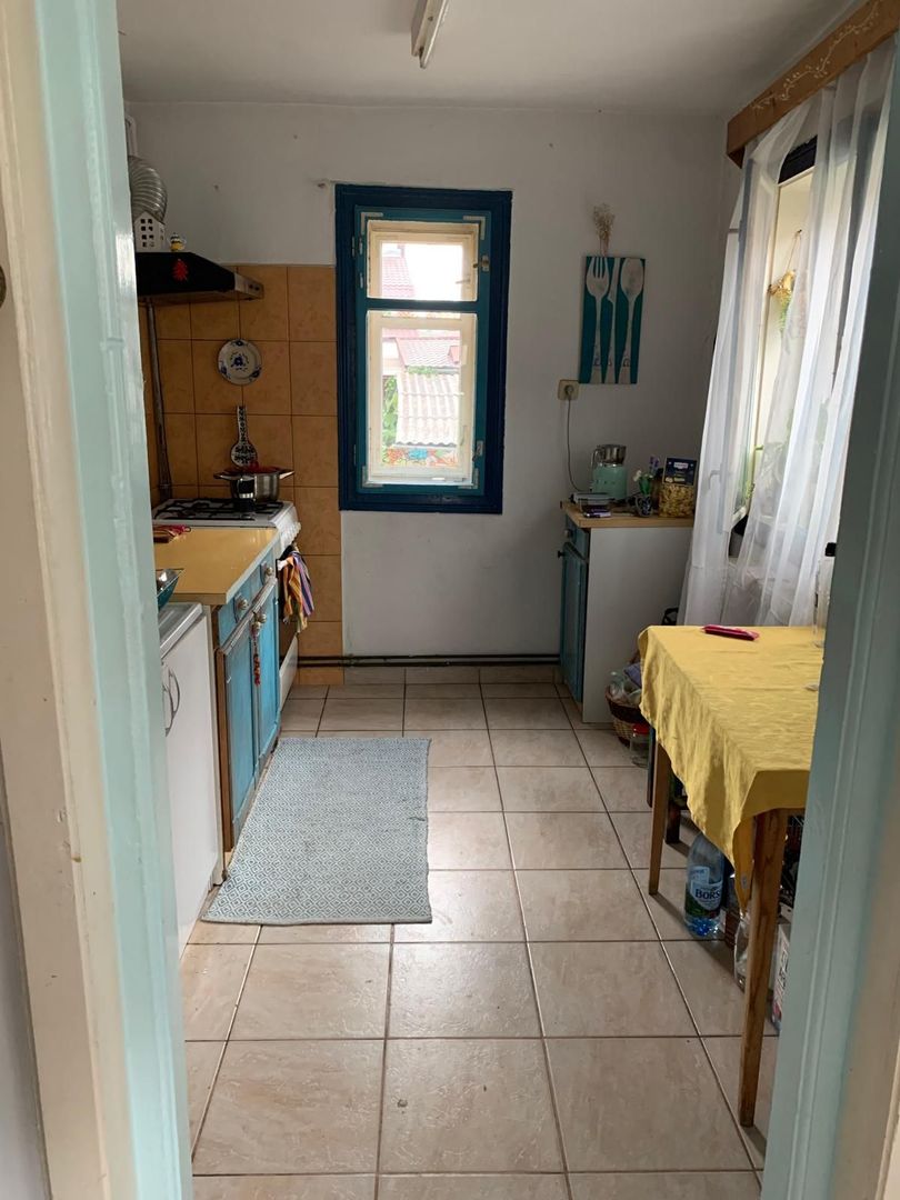 Casa 110 mp cu posibilitae de mansardare si curte cu potential - 7 strazi Gruia - Poză 7