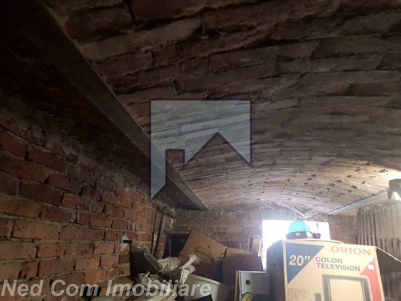 Vanzare casa 4 camere Brasov - central - Poză 14