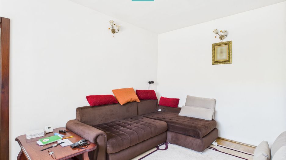 Casă cu 2 camere și teren de 1450 mp în Aradul Nou - Poză 10