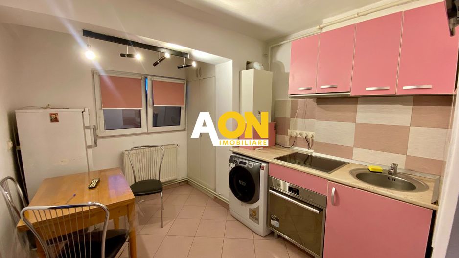 Apartament 2 Camere, Cetate, Loc de Parcare, Pet Friendly - Poză 3