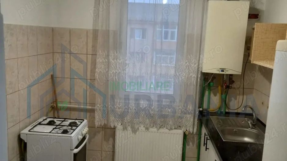 Inchiriez apartament - Poză 4