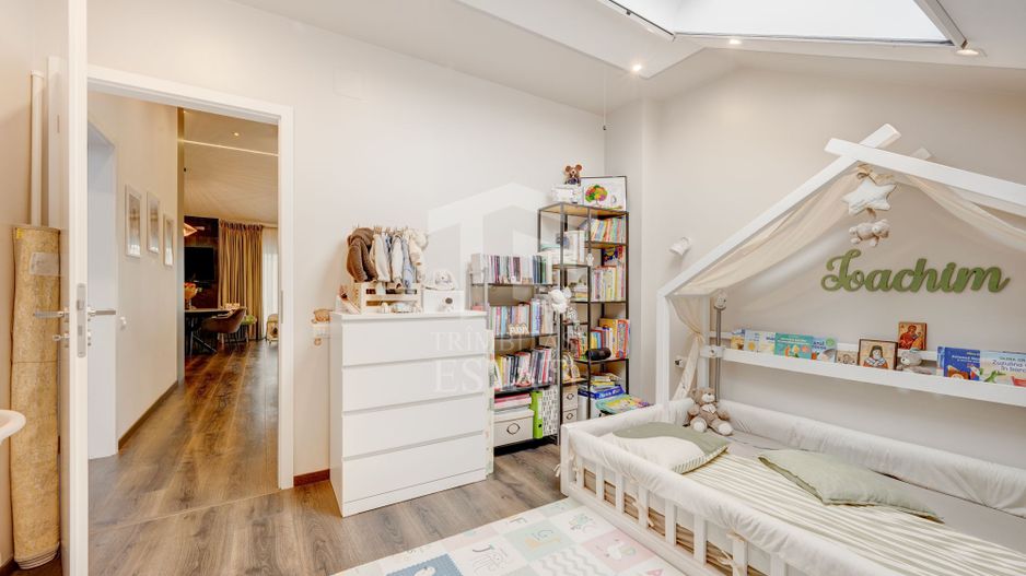 3 Camere  Mobilat Utilat Complet  Parcare  Boxa Terasa superba - Poză 14