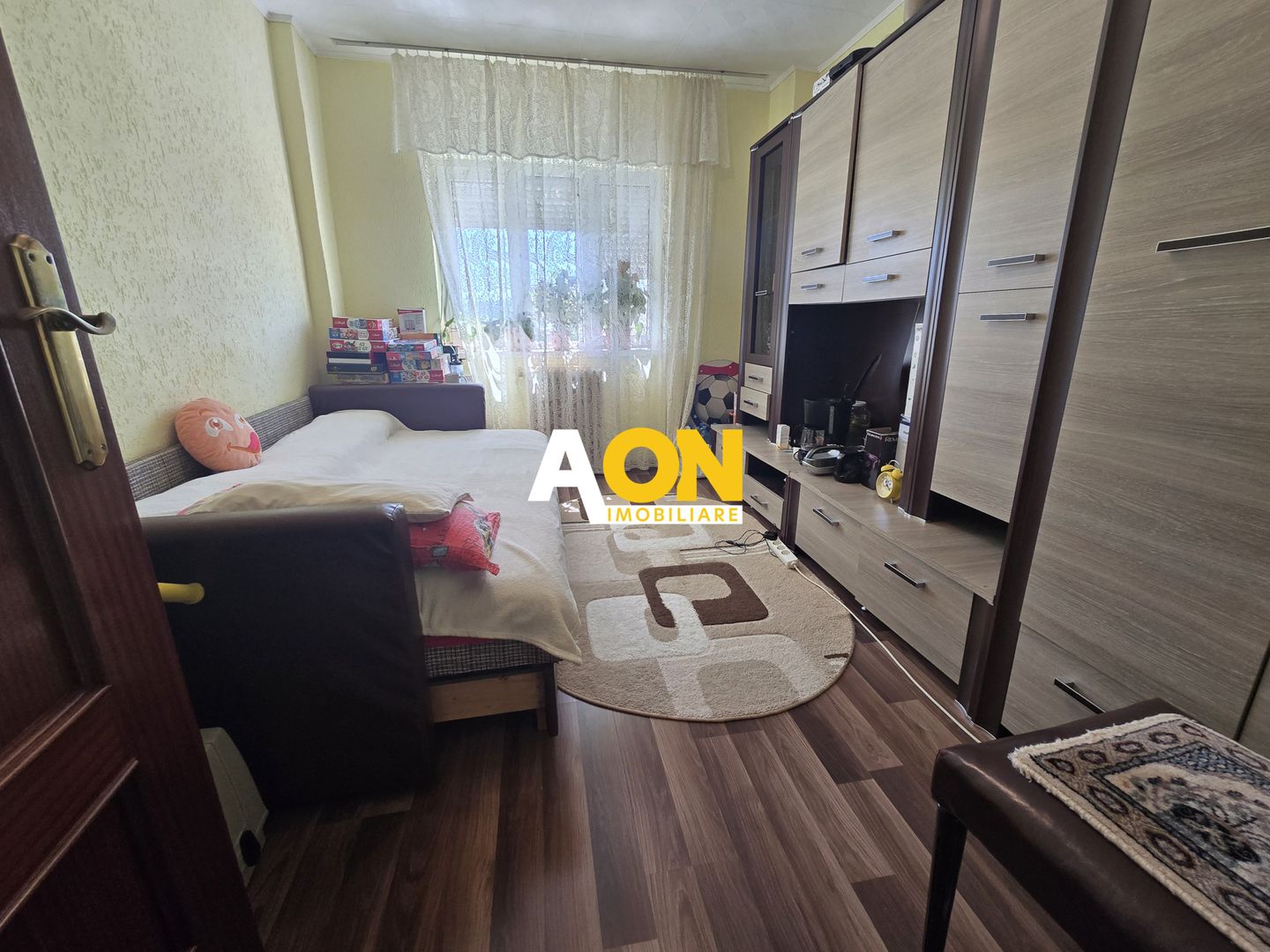 Apartament 3 Camere, 2 Bai, cu Balcon - Poză 6