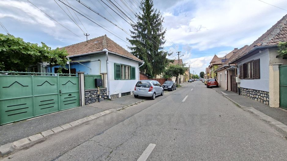 Casa individuala D+P+Pod teren 252 mp baie cu geam si curte in Sibiu - Poză 6