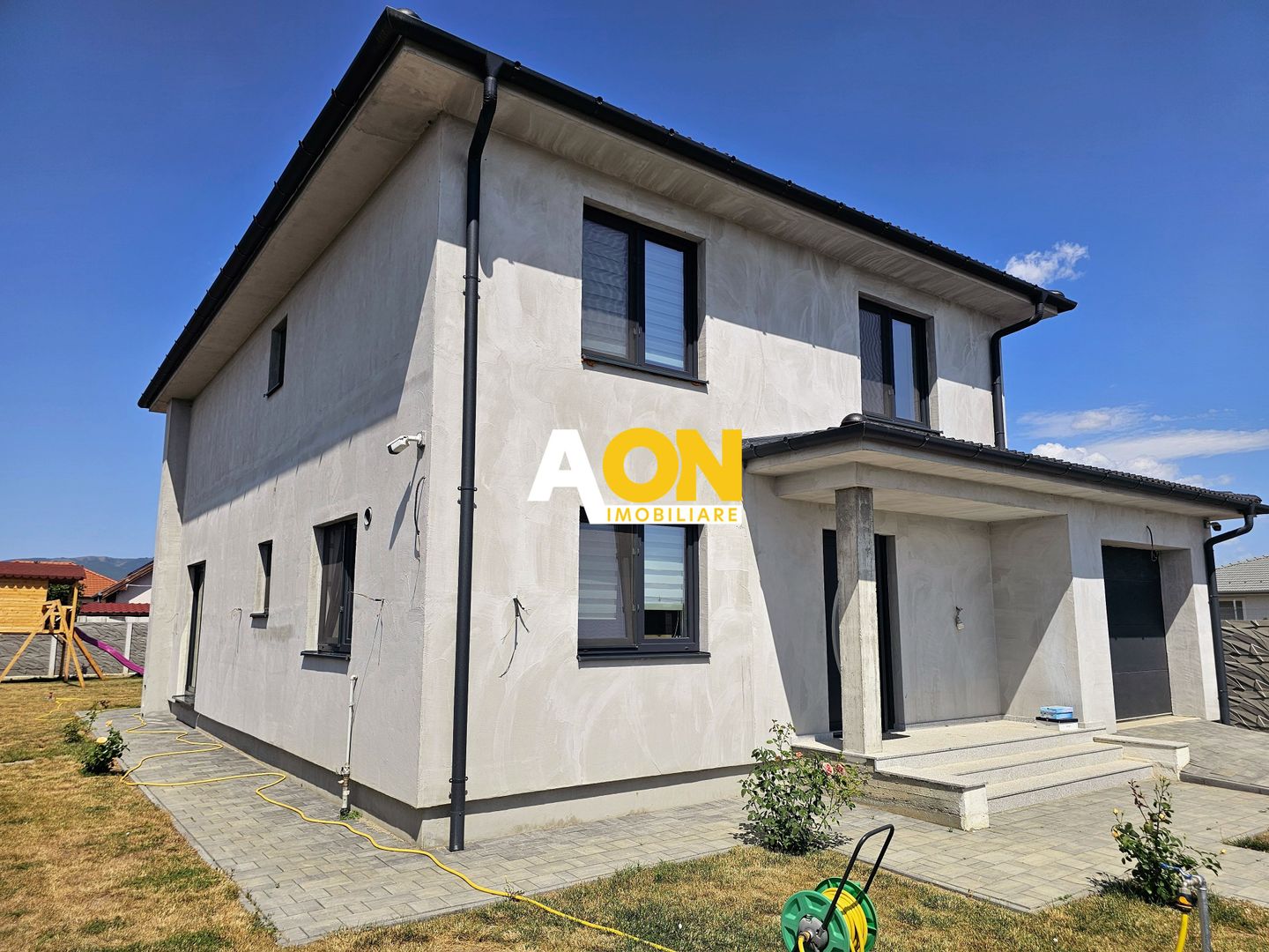 Casa spatioasa, 4 camere, mobilata, utilata, 985 mp teren, Partos - Poză 2