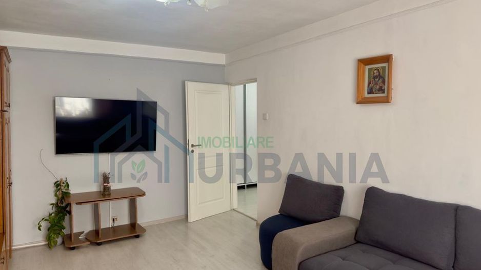 Apartament 3 camere decomandat, Nicolina-Clopotari, zona Lidl, bloc 1984 – de vanzare - Poză 3
