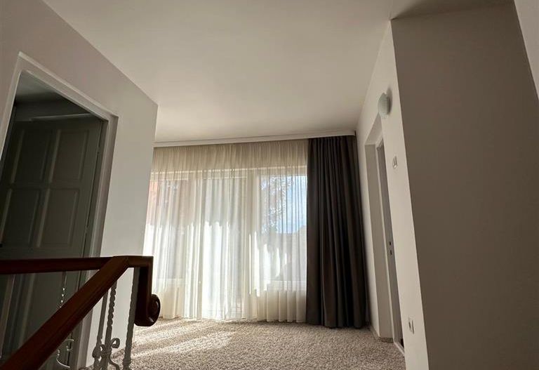 Vila remarcabila+casa boiereasca,in pretios areal de 2.100 mp, Santana de Mures - Poză 27