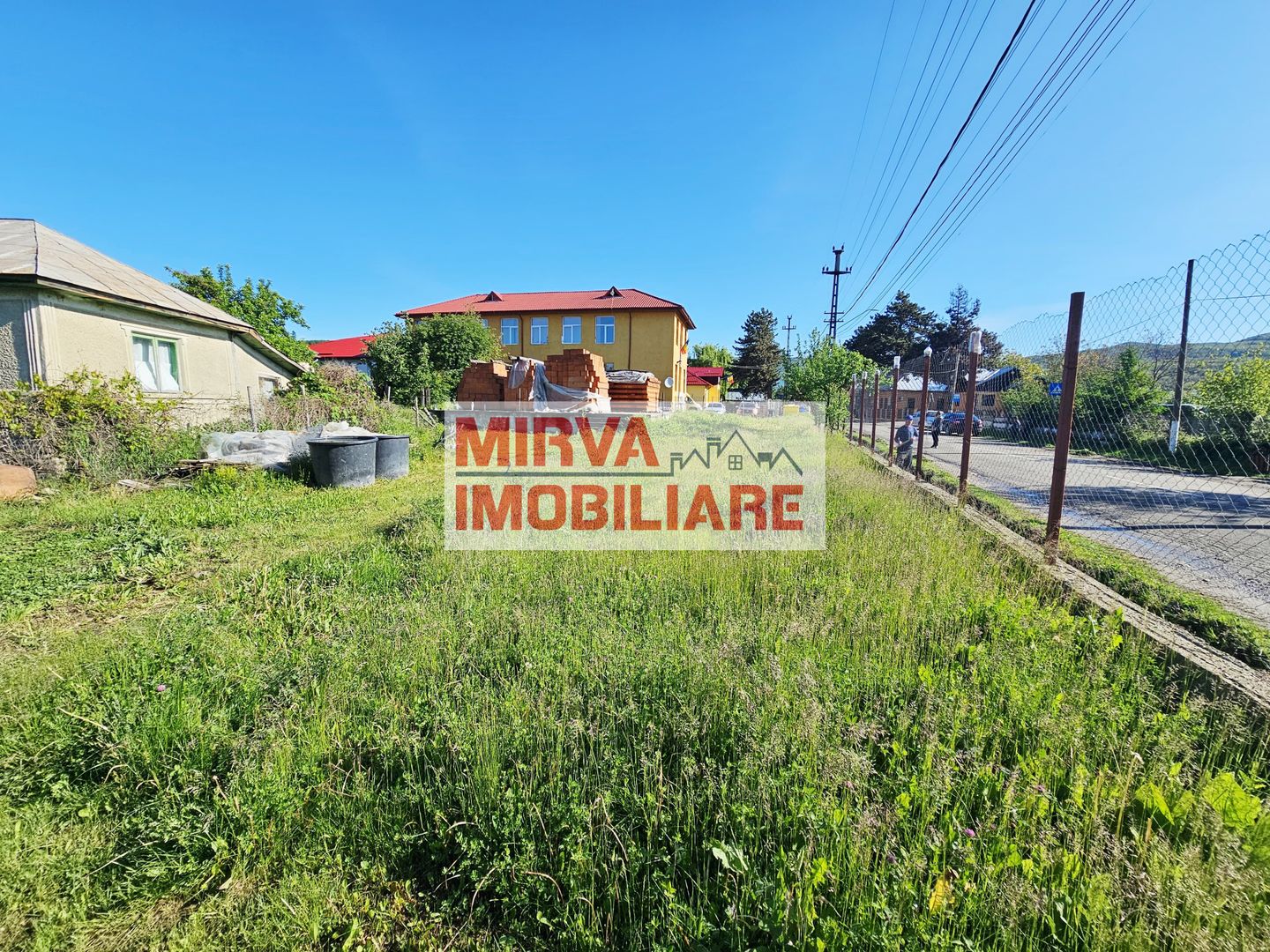 Teren de vânzare în Lapoș – 1000 mp cu beci - Poză 6