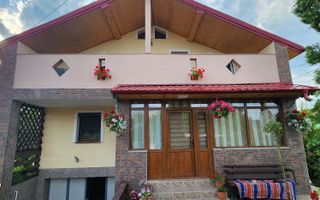 Casa de vânzare Valea Adanca, 4 camere,  zonă principala, Toate utilit - Poză 1