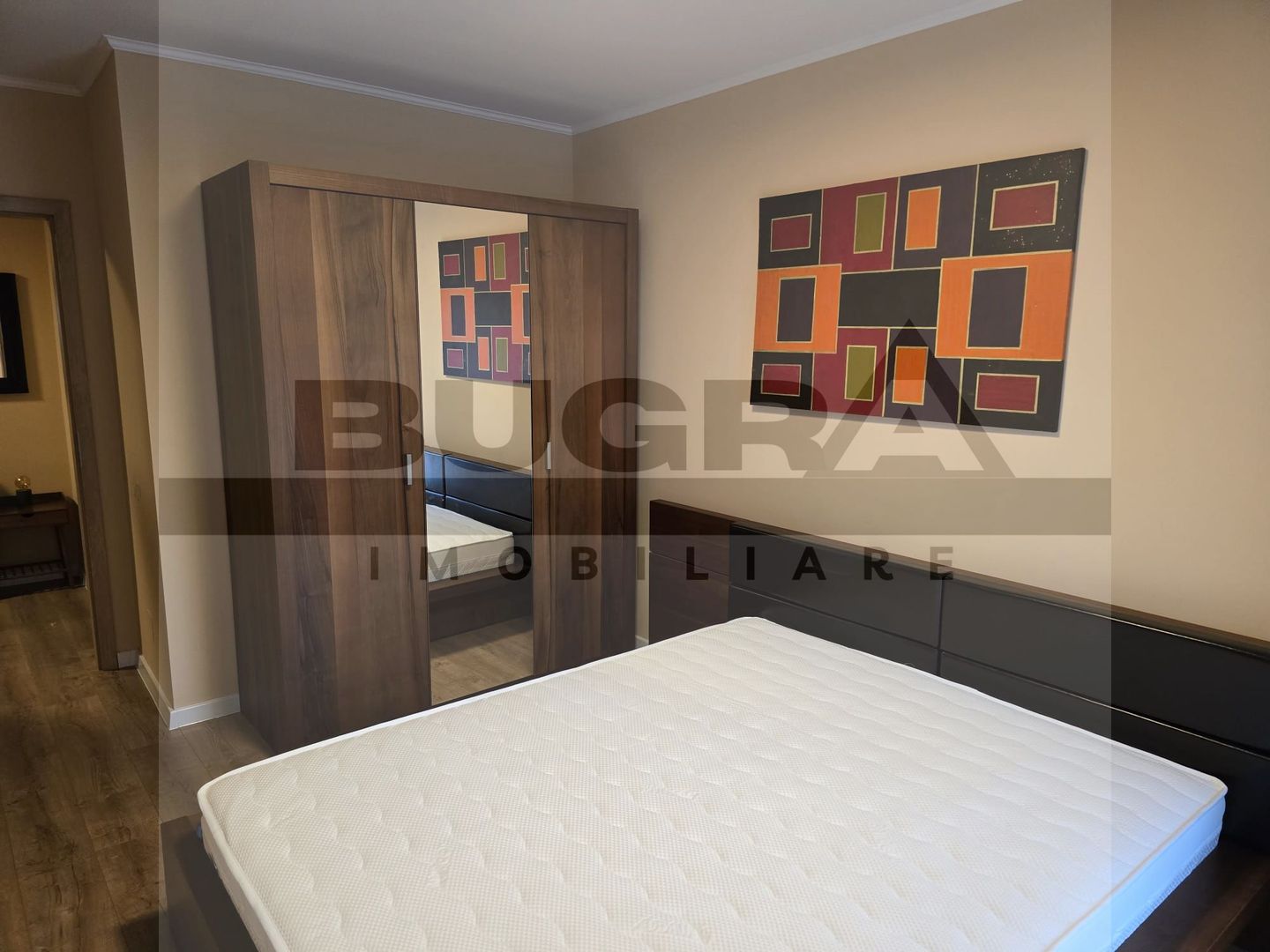 Apartament 2 camere decomandate, 55 mp, gradina, garaj, zona R. Ladea - Poză 2