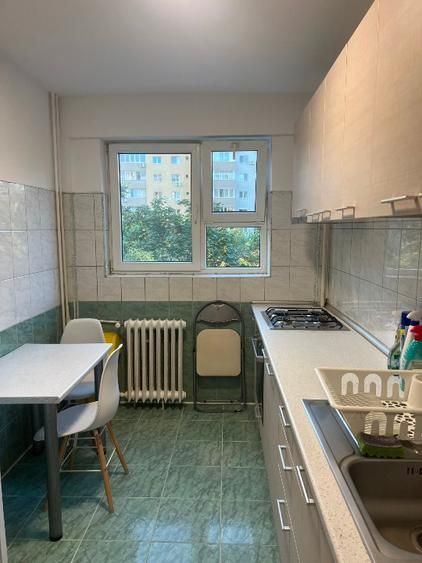 Închiriere Apartament cu 2 camere renovat, 4 min metrou Costin Georgian - Poză 11