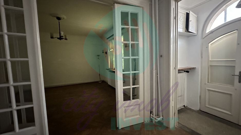 Casa interbelica intr-o zona boema - Poză 5