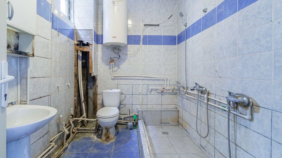 Spatiu de inchiriat la intrarea in Bragadiru - Poză 14