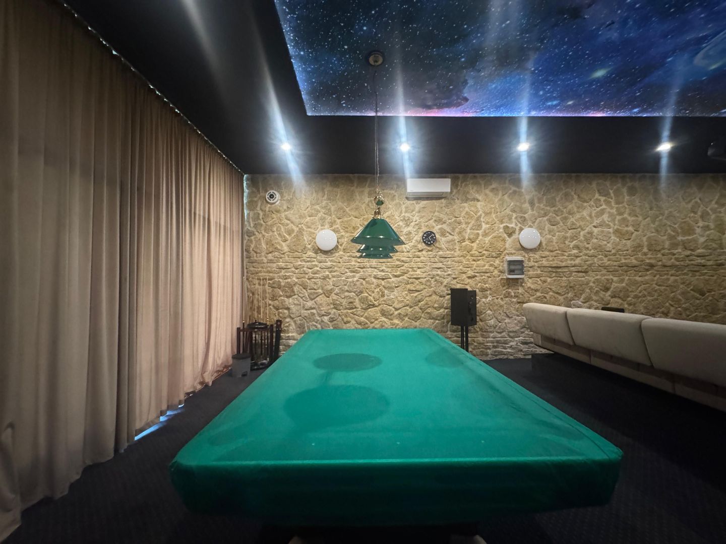 Pensiune deosebită în Bran || priveliște panoramică, facilitati premium - Poză 26
