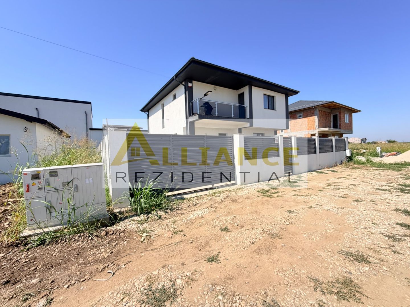🏡 Casa P+1 de vanzare 4 dormitoare 3 bai Bucatarie închisa - Poză 5
