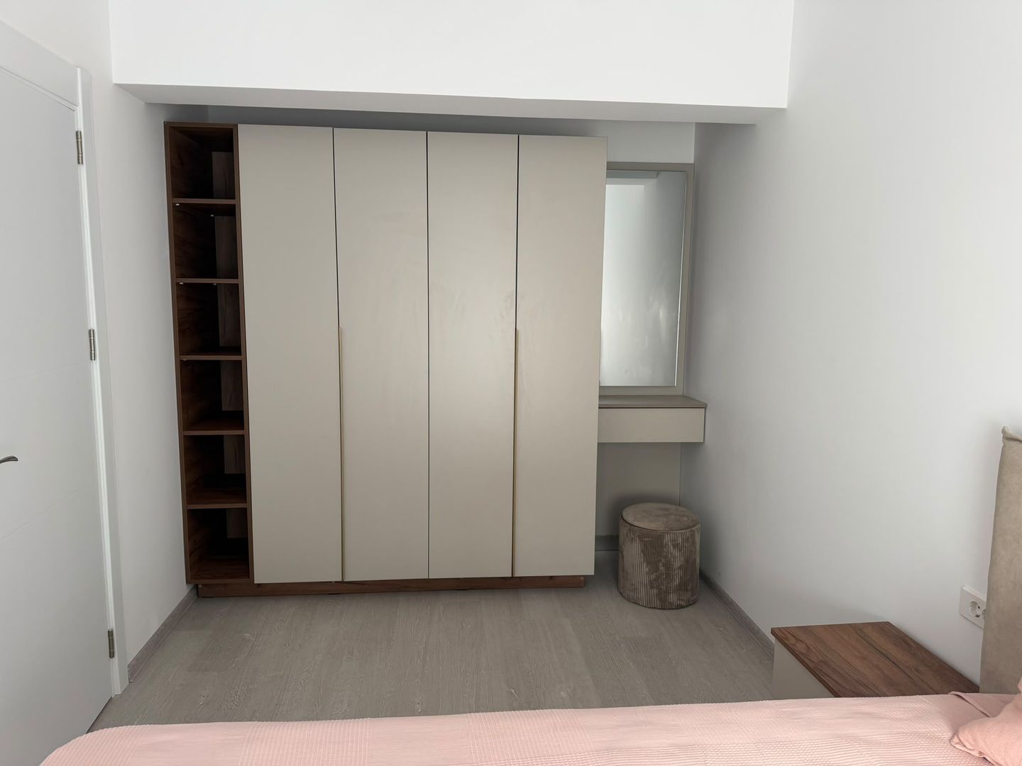 Aparament 2 camere modern, prima închiriere – Mobilat & Utilat Premium + Terasa - Poză 2