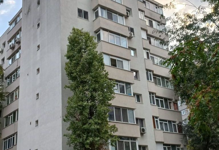 Apartament 4 camere - Poză 3