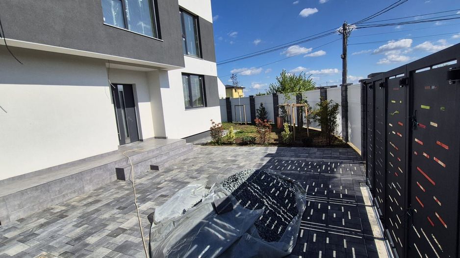 Vila 4 camere Balotesti - Poză 3