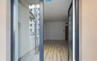 Apartament 2 camere cu terasă spațioasă și parcare - Poză 2