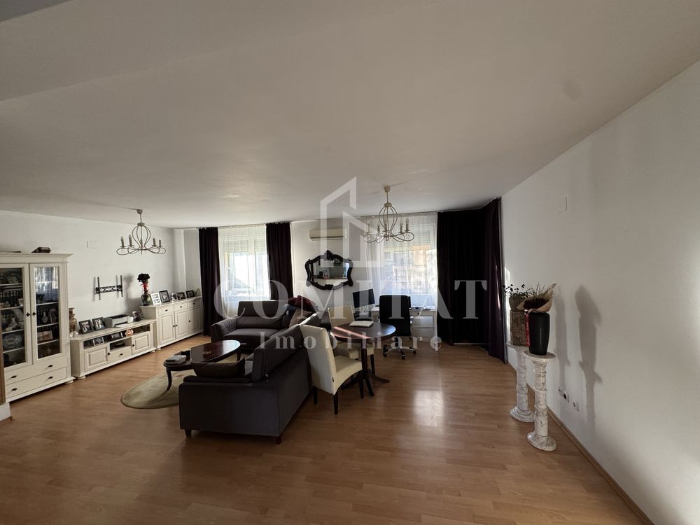 Apartament 3 camere, 104 mp, parcare, cartierul Andrei Muresanu - Poză 3