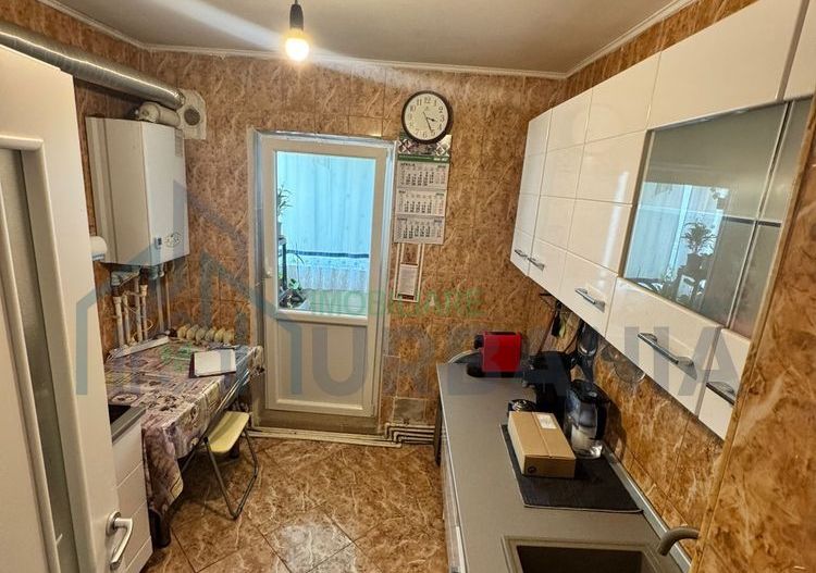 Apartament cu 3 camere - Poză 4