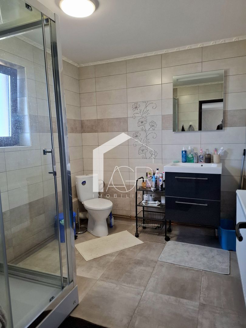 Casa P+1E, cu 5 camere, Strejnicu - Poză 8