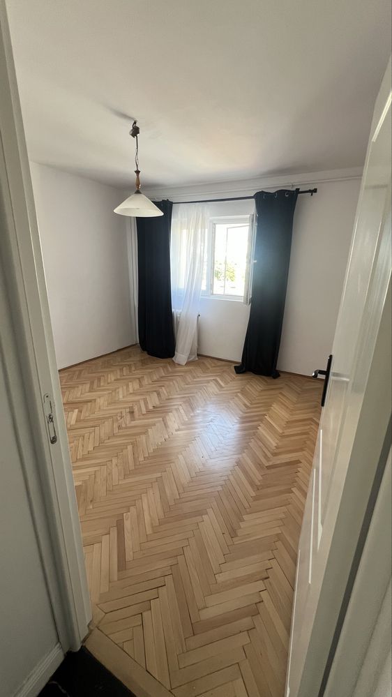 Vanzare Apartament 3 camere, 71 mp, etaj 4/4, decomandat – Zona Rahova - Poză 7