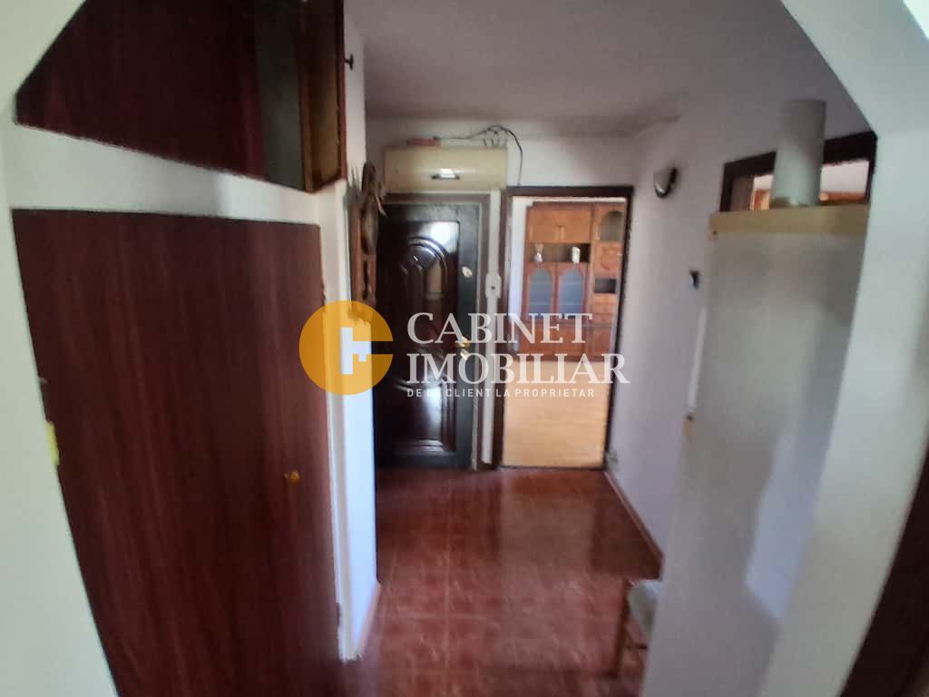 Apartament 2 camere,  decomandat, zona Tatarasi - Poză 6