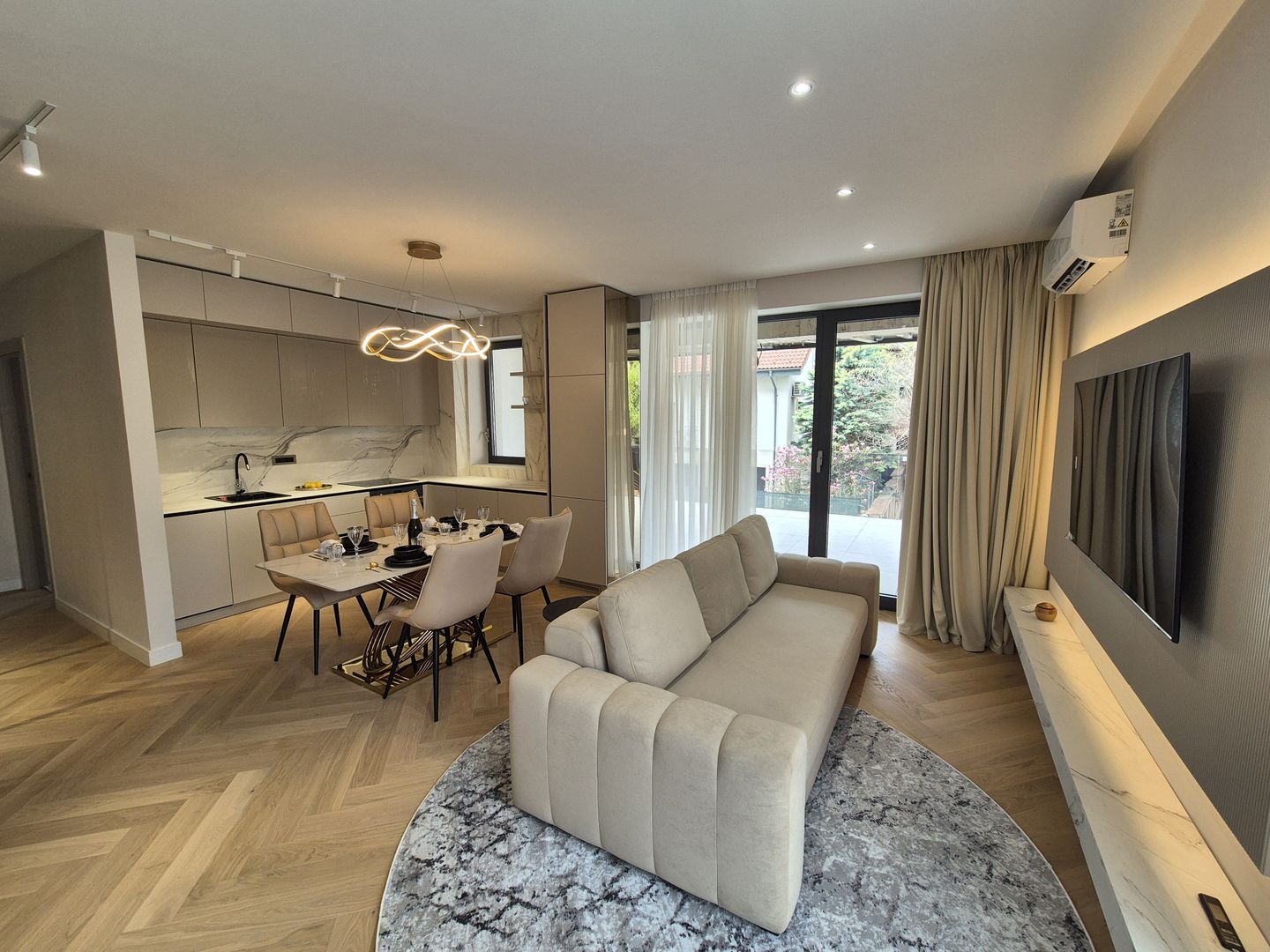 Apartament cu 2 camere + terasa 79,56 mp - Iancu Nicolae - Poză 1