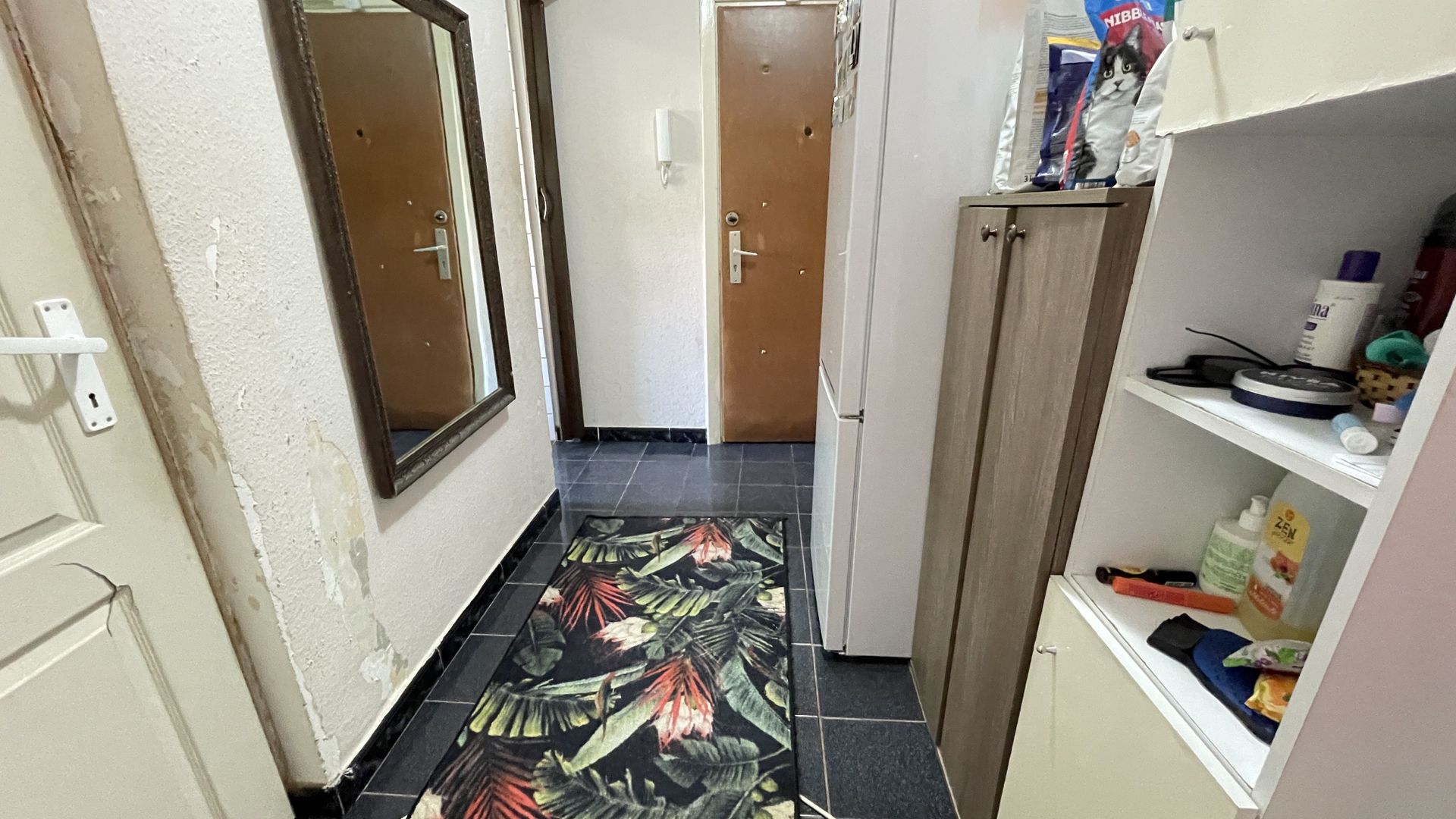 Apartament cu trei camere,etaj 2 - zona Cetatii - Poză 13