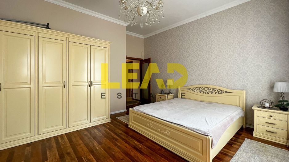 Apartament in casă - zonă centrală! - Poză 2