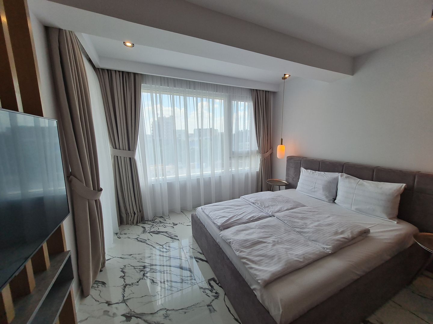 Calitate,prestanta,eleganta.. - Poză 8