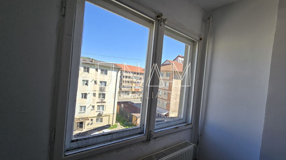 Apartament 41 mp, decomandat, centrala proprie – zona Lunca, pret atractiv - Poză 11