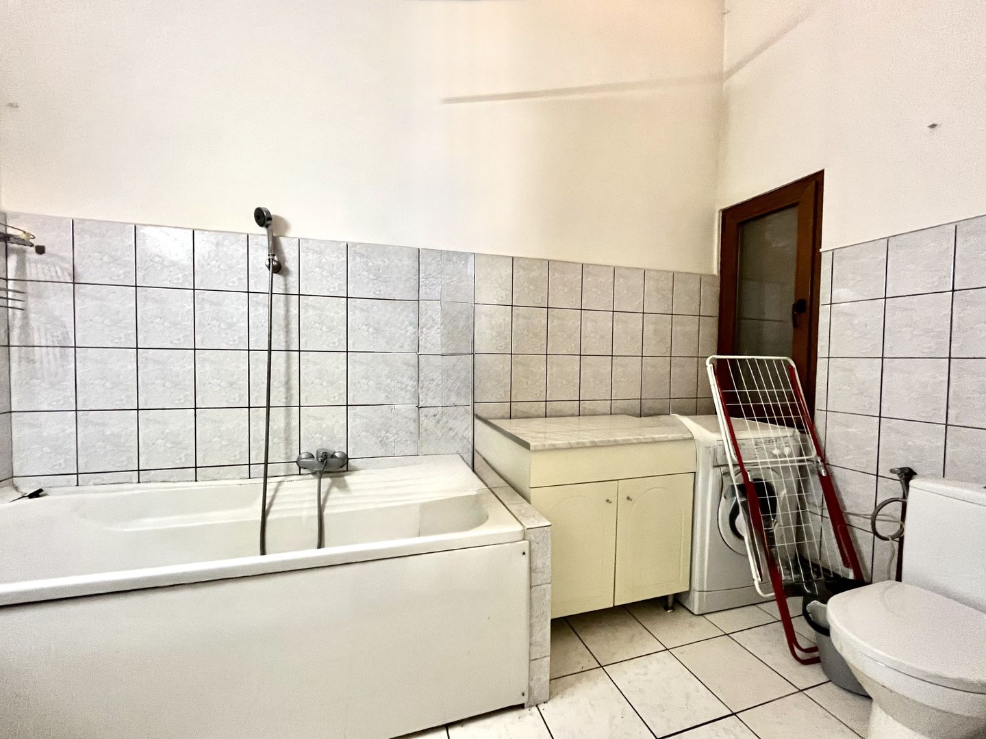 Apartament 2 camere, 80 mp, vedere la Bega, zona Central– Băile Neptun - Poză 17
