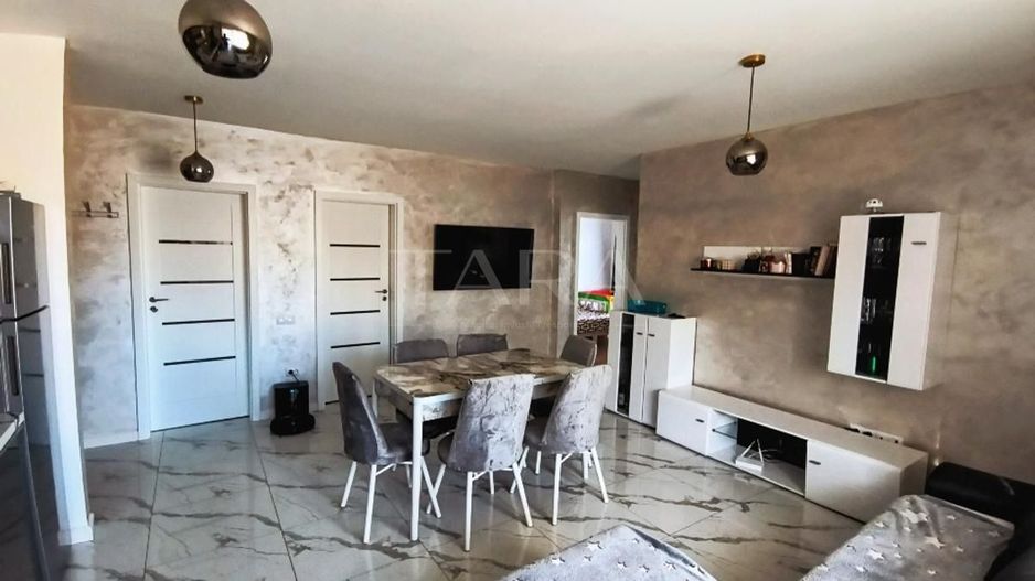 Apartament modern cu 3 camere, 65 mp + balcon 12 mp. - Poză 5