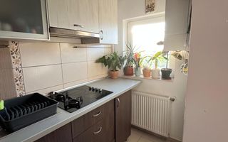 Apartament 3 camere 2 balcoane bucatarie inchisa in zona Strand II - Poză 8