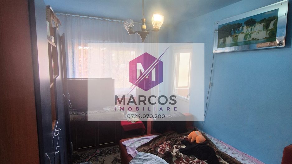 Apartament 4 camere et.1 Micro 4 - Poză 2