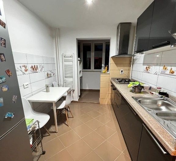 APARTAMENT 3 CAMERE CRANGASI - Poză 5
