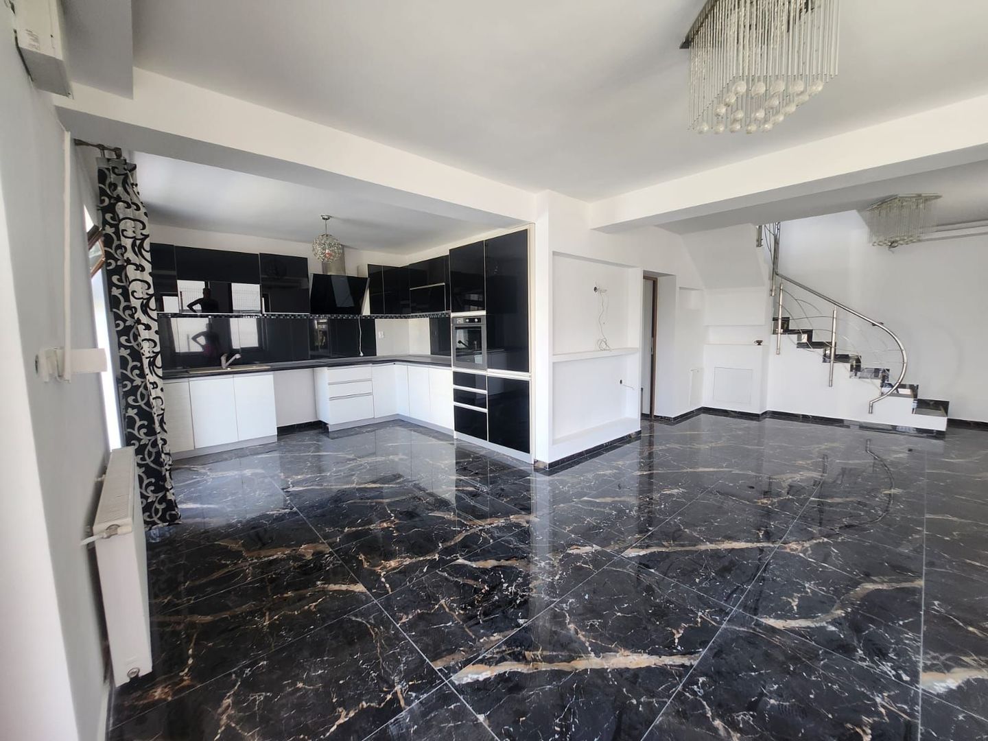 Casa de vanzare Pitesti - Turcesti - Poză 2