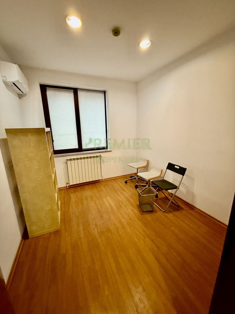 Casă de vânzare  pretabilă pentru clinica, cabinet medical, birouri - Poză 2