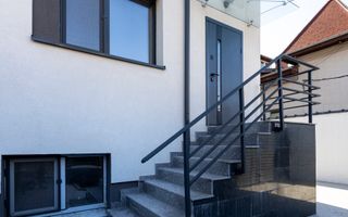 Chirie, casă, 8 camere, zona 1 Mai, București - Poză 2