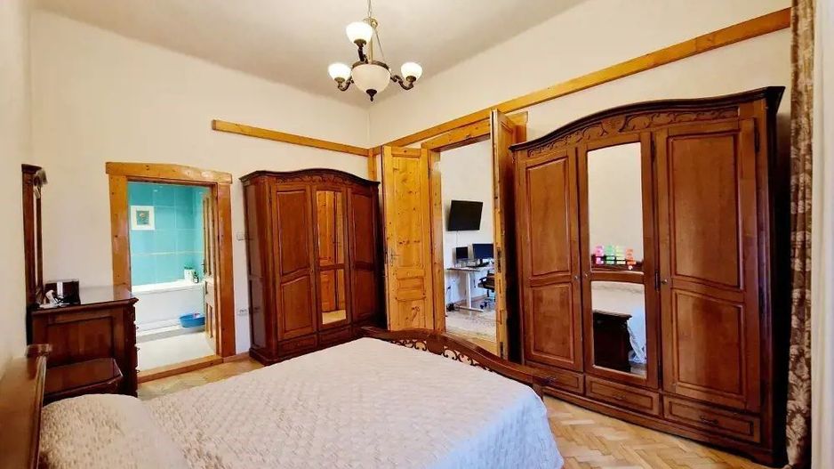 Sinaia | 3 Camere | Cladire Istorica situata pe Malul Begai. - Poză 3